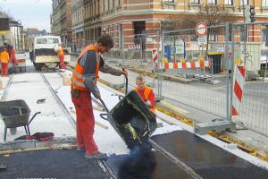 Kirchner Gussasphalt, Straßen- und Tiefbau GmbH - Referenzen Gussasphaltverlegung - Gleisbau
