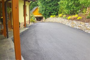 Kirchner Gussasphalt, Straßen- und Tiefbau GmbH -  Referenzen Pflasterbau und Asphaltbau