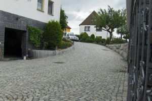 Kirchner Gussasphalt, Straßen- und Tiefbau GmbH -  Referenzen Pflasterbau und Asphaltbau